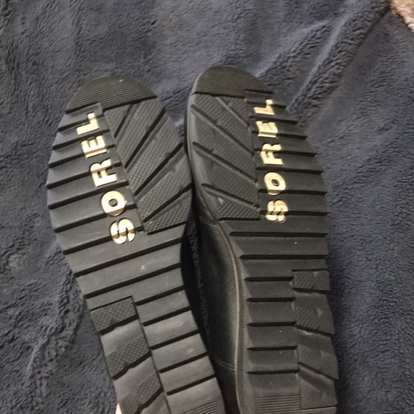 Great condition SOREL bootie - Picture 7 of 8